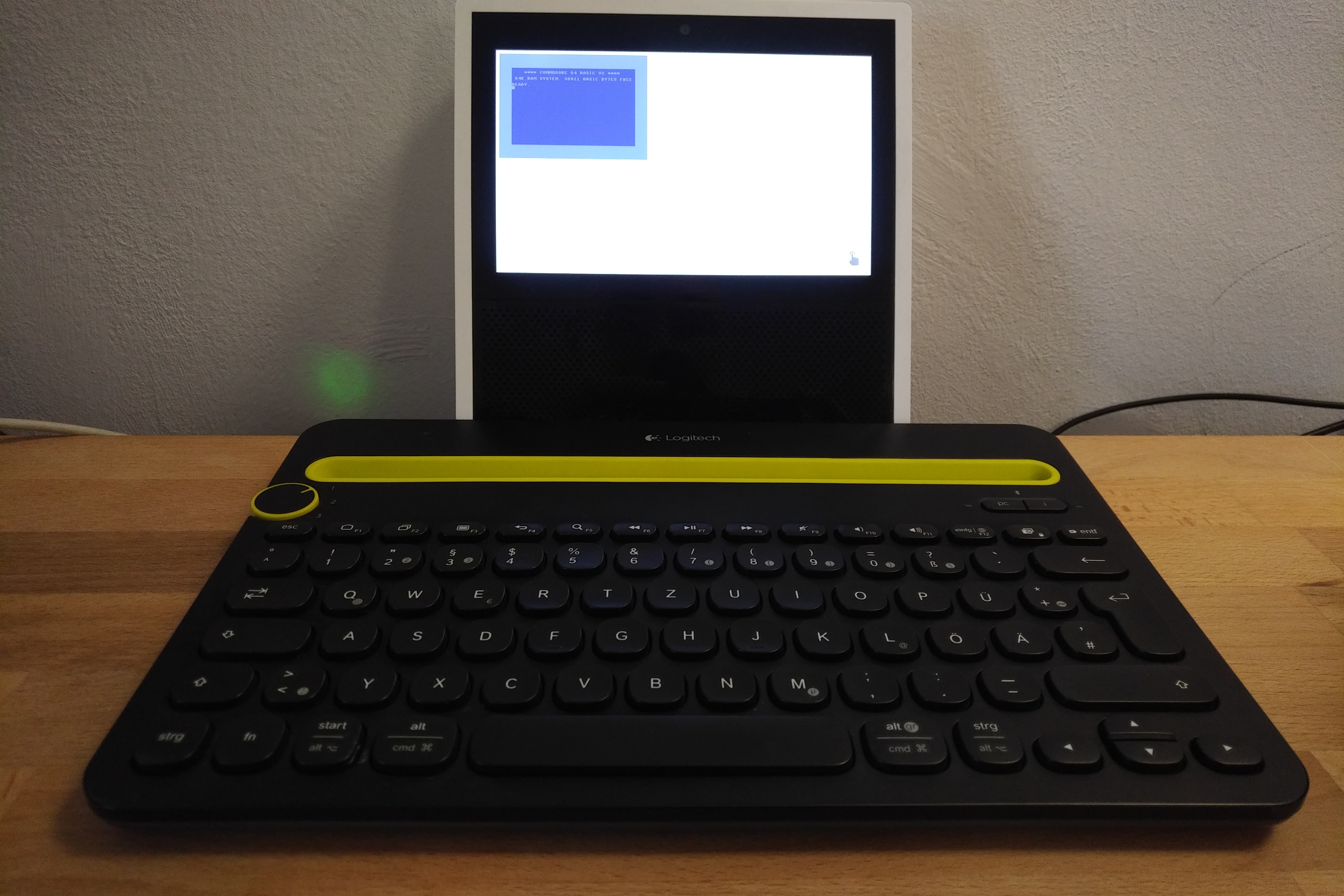 Commodore 64 - Bluetooth Keyboard